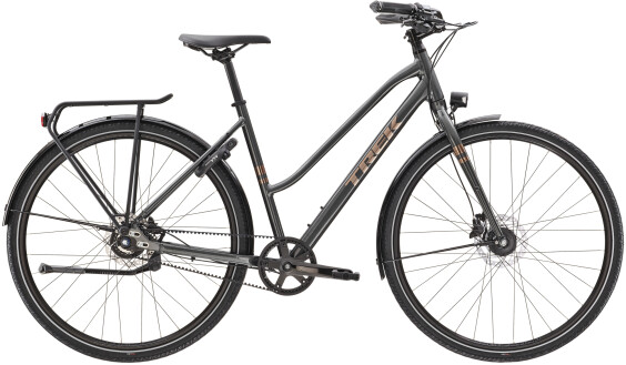 2022 Trek District 4 Equipped Stagger